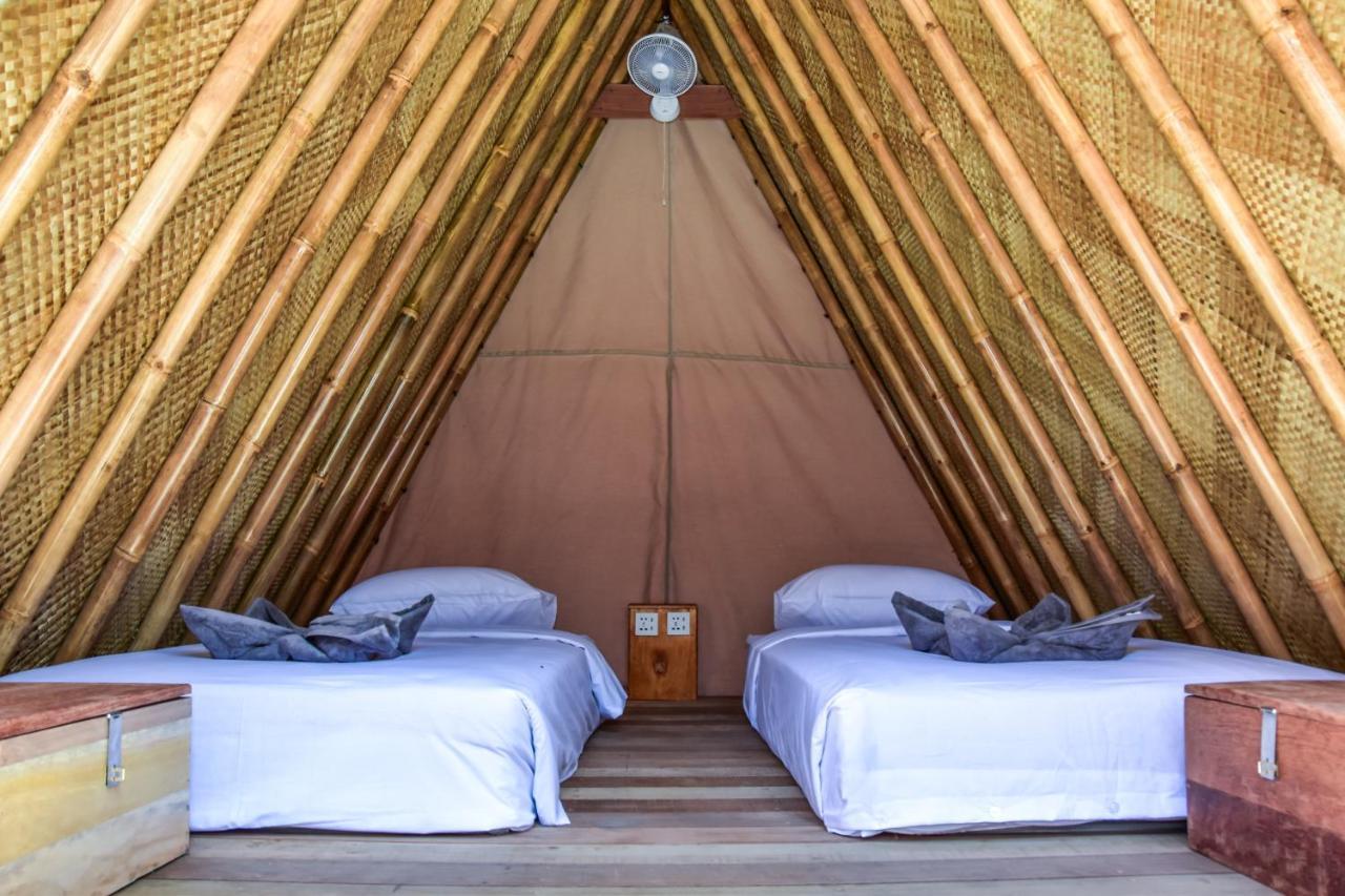 Mad Monkey Gili Trawangan Vandrehjem Eksteriør billede Interior of a bungalow