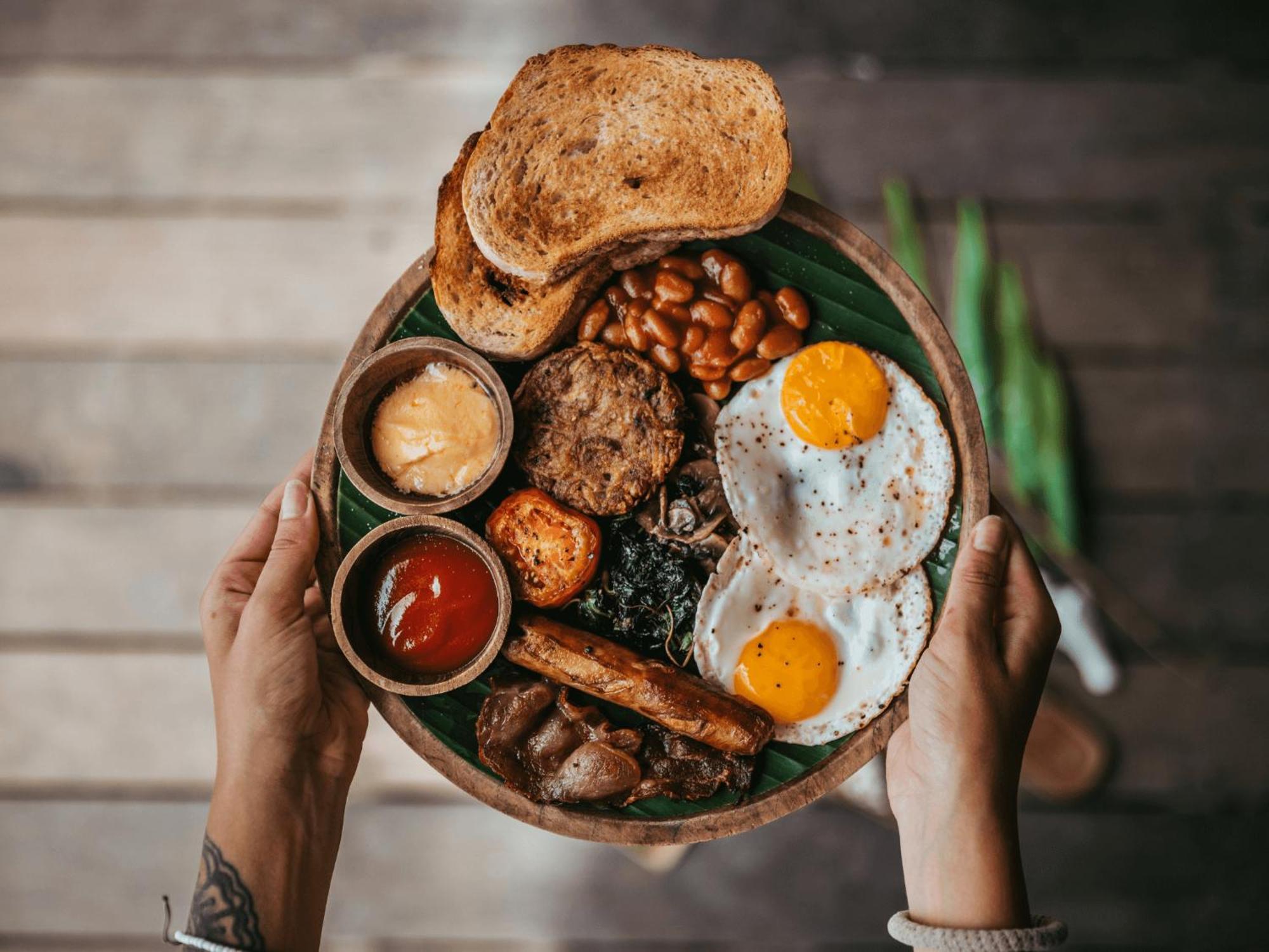 Mad Monkey Gili Trawangan Vandrehjem Eksteriør billede A plate of Nasi Lemak