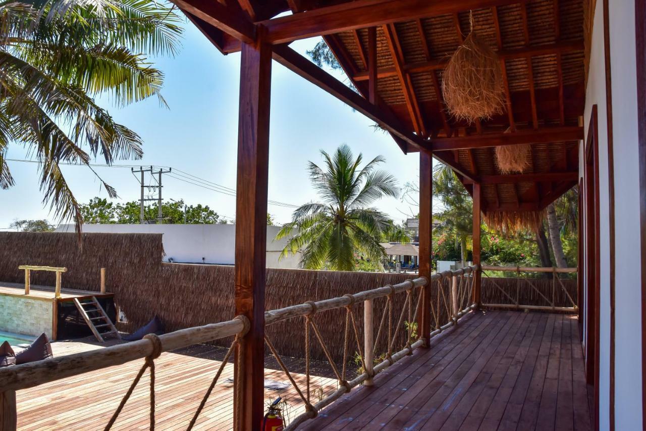 Mad Monkey Gili Trawangan Vandrehjem Eksteriør billede A typical house in Tulum